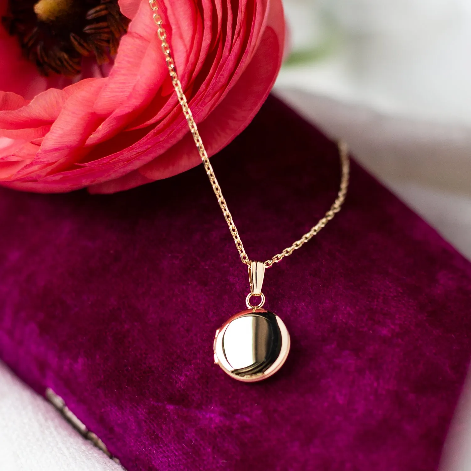 14k Yellow Gold Mini Round Locket Pendant