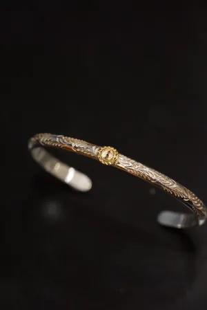 18K Gold Point Arabesque Bangle