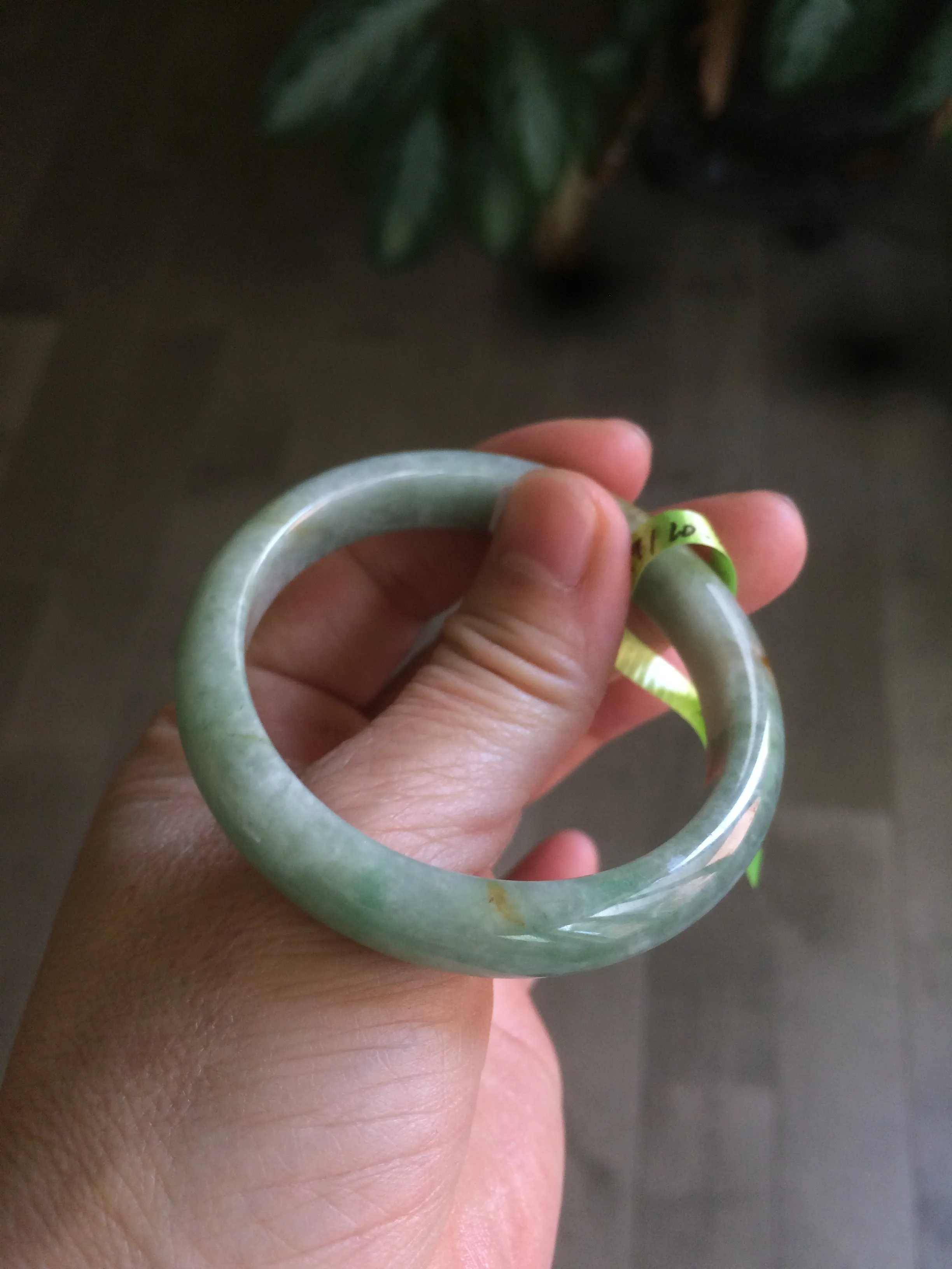 48.9mm CertificatedType A 100% Natural green/yellow jadeite jade bangle F113-7245