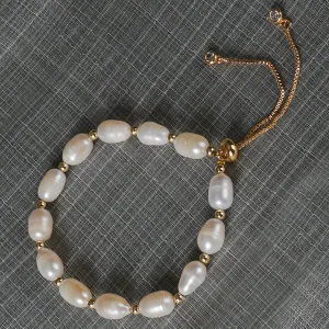 Adjustable Pearl Bracelet White