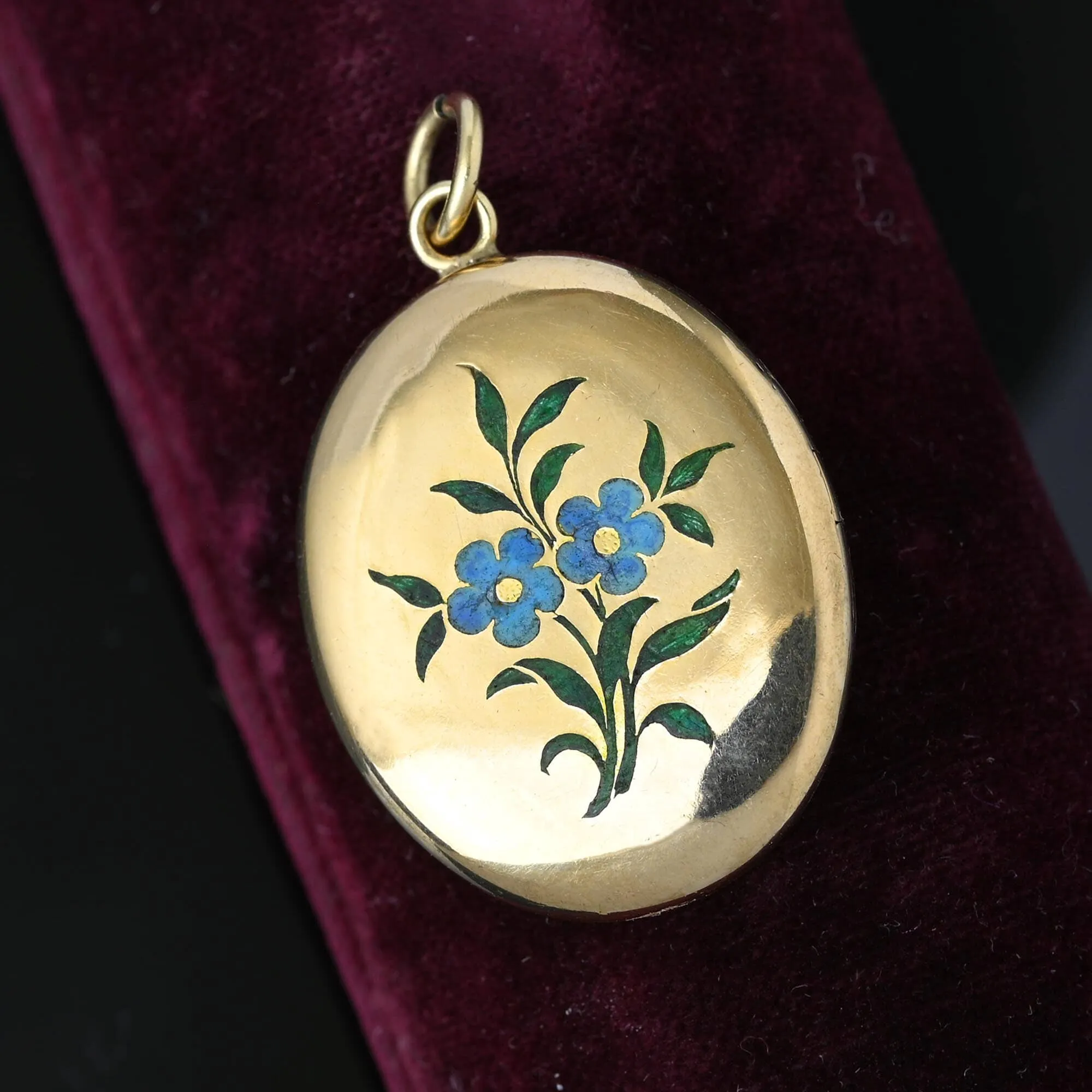 Antique Victorian 14K Gold Enamel Flower Locket