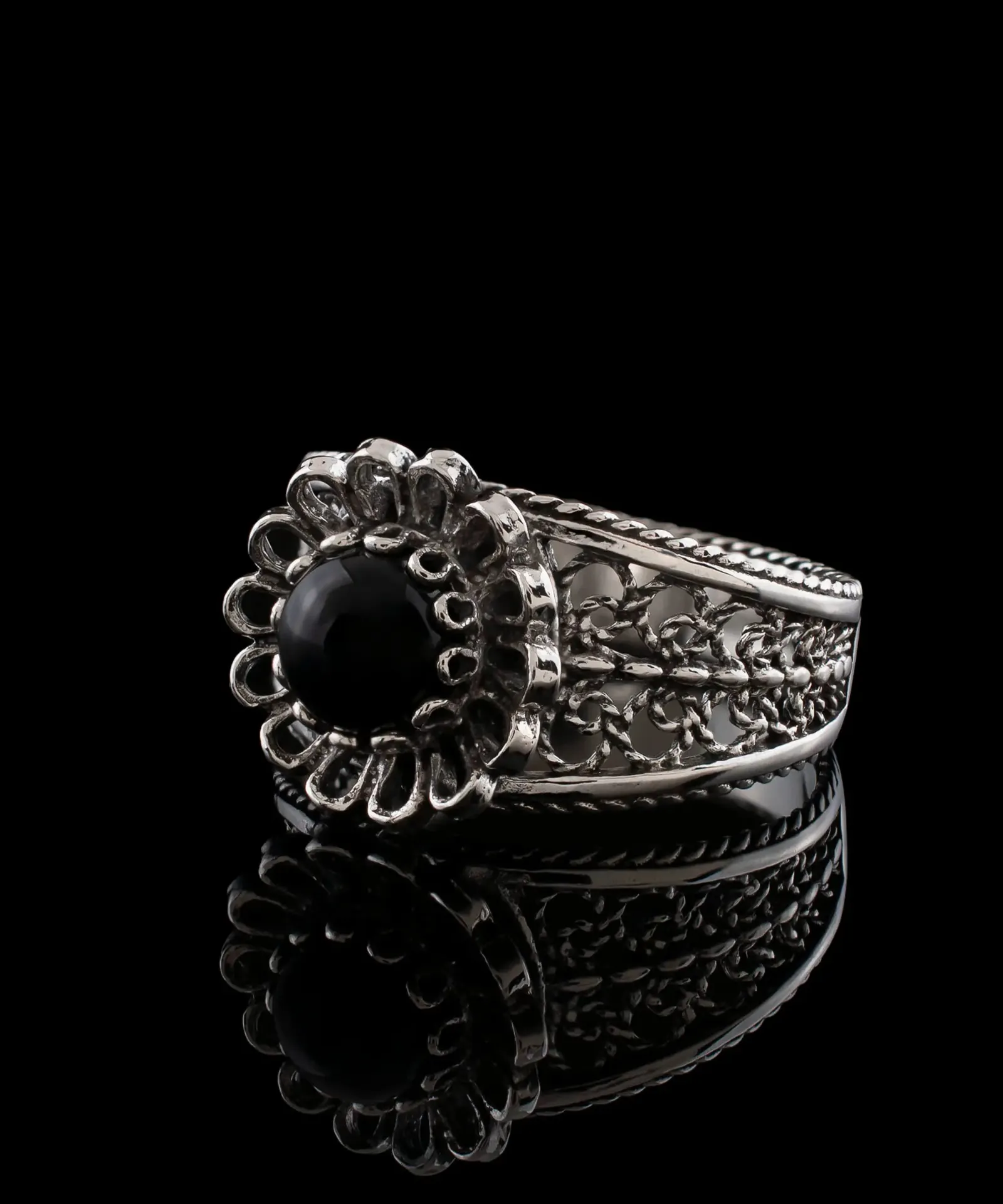 Bee Enchanted: Black Onyx Filigree Bee Silver Cocktail Ring, Perfect Gift Ring, Sophisticated Women's Ring