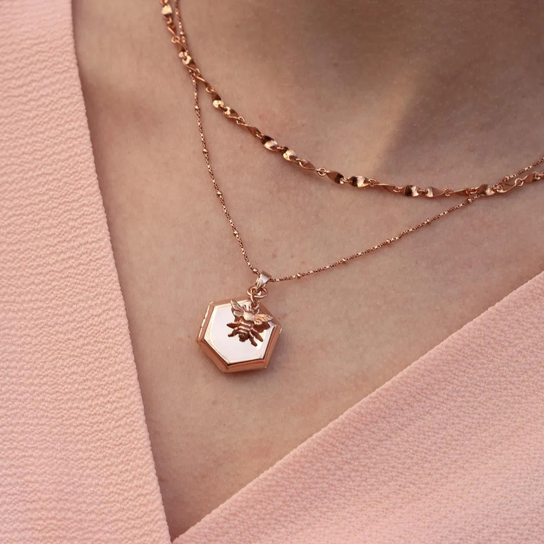 Bee Locket Rose Gold   Photos