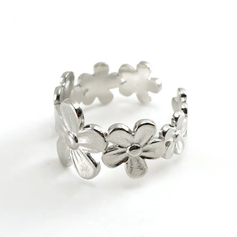 Delicate Flower Ring – Adjustable Dainty Design