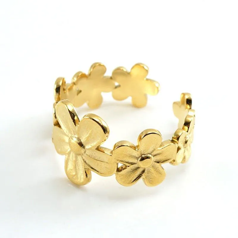 Delicate Flower Ring – Adjustable Dainty Design