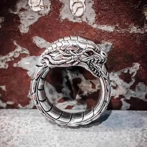 Dragon Retro Domineering Ring Gifts Men and Women