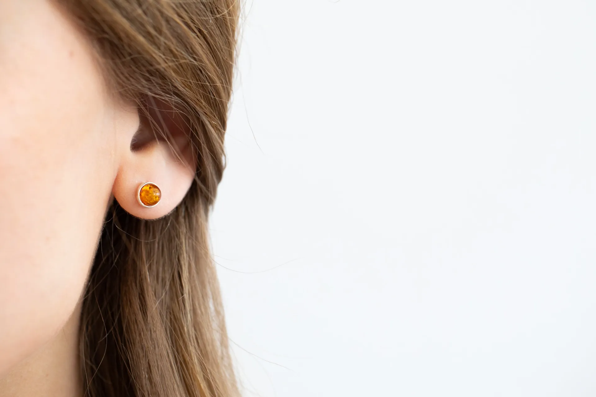 ESSENTIALS Mini Amber Stud Earrings - Minimalistic & Modern Jewelry Must-Have