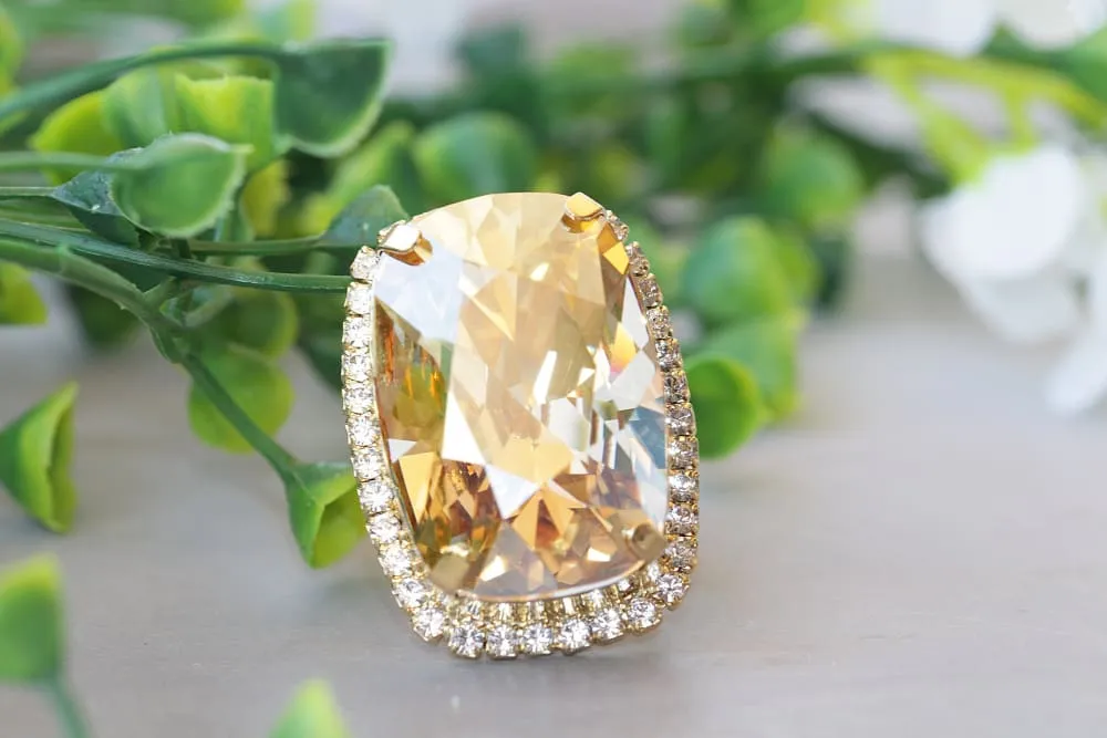 TOPAZ RING