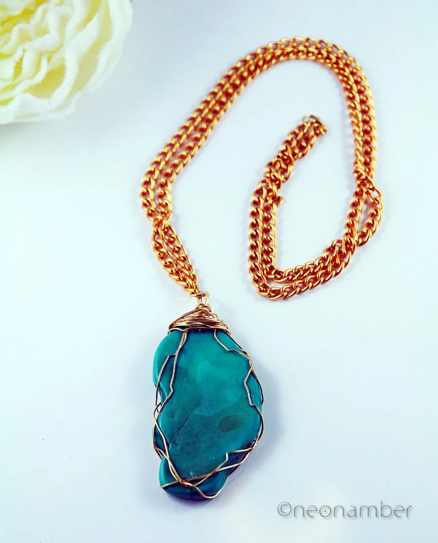 Wired Turquoise Necklace